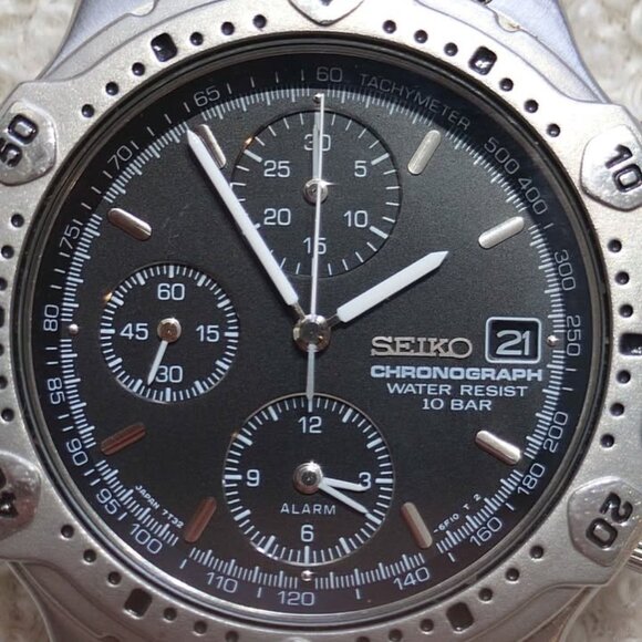Seiko 7T32-6E40 JDM Chronograph Quartz Men's Watch Gray Dial Stainless Working - Picture 2 of 10